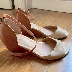 Mix Mooz • sz 8 • leather peep toe wedge sandal
